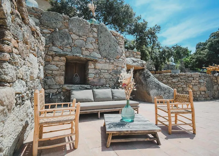 Residence De Luxe 4 Etoiles A Pietralba, 4 Logements Piscine Chauffee Balagne