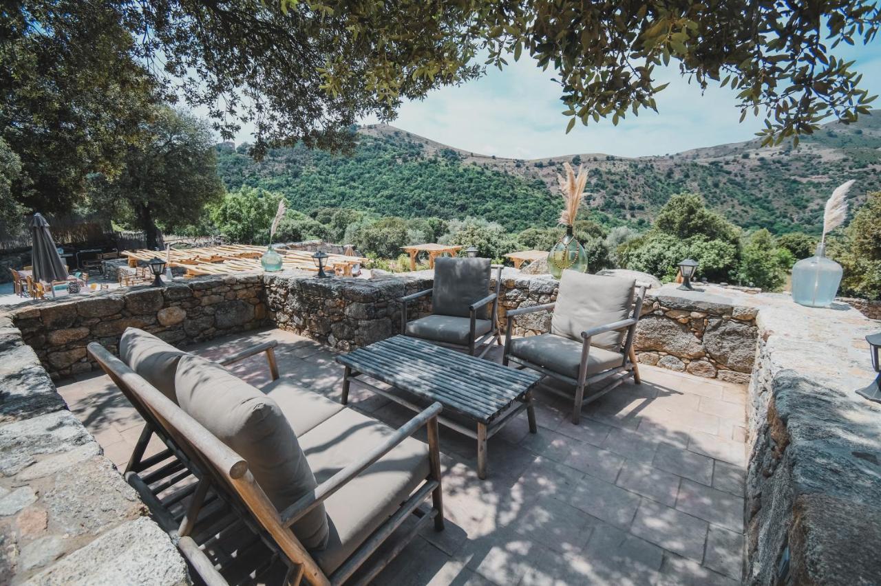 Apartment De Luxe 4 Etoiles A Pietralba, 4 Piscine Chauffee Balagne