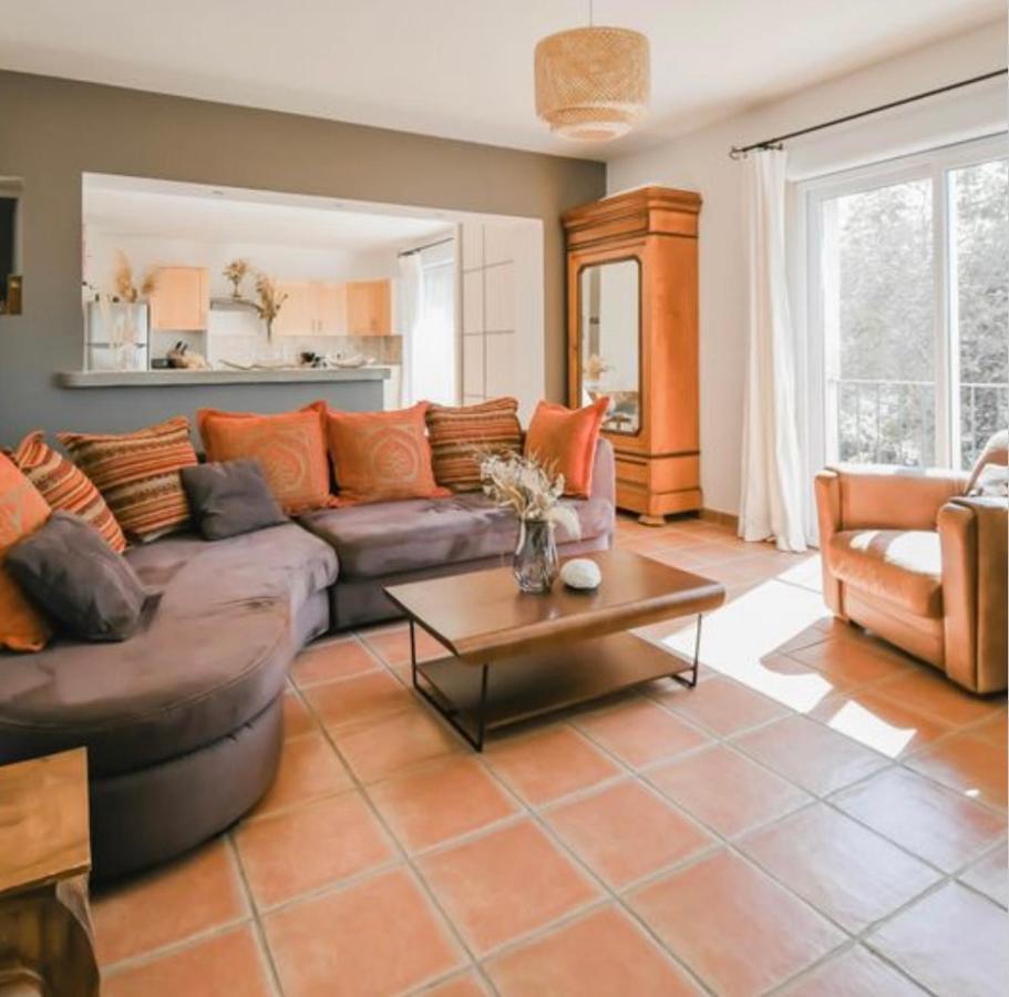 Apartment De Luxe 4 Etoiles A Pietralba, 4 Piscine Chauffee Balagne *